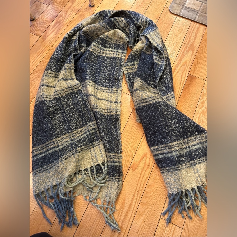 Free People Plaid Blanket Scarf in Navy & Cream